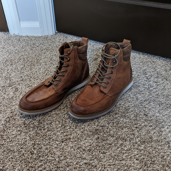 Alpine design casual lace-up boot - Picture 3 of 5